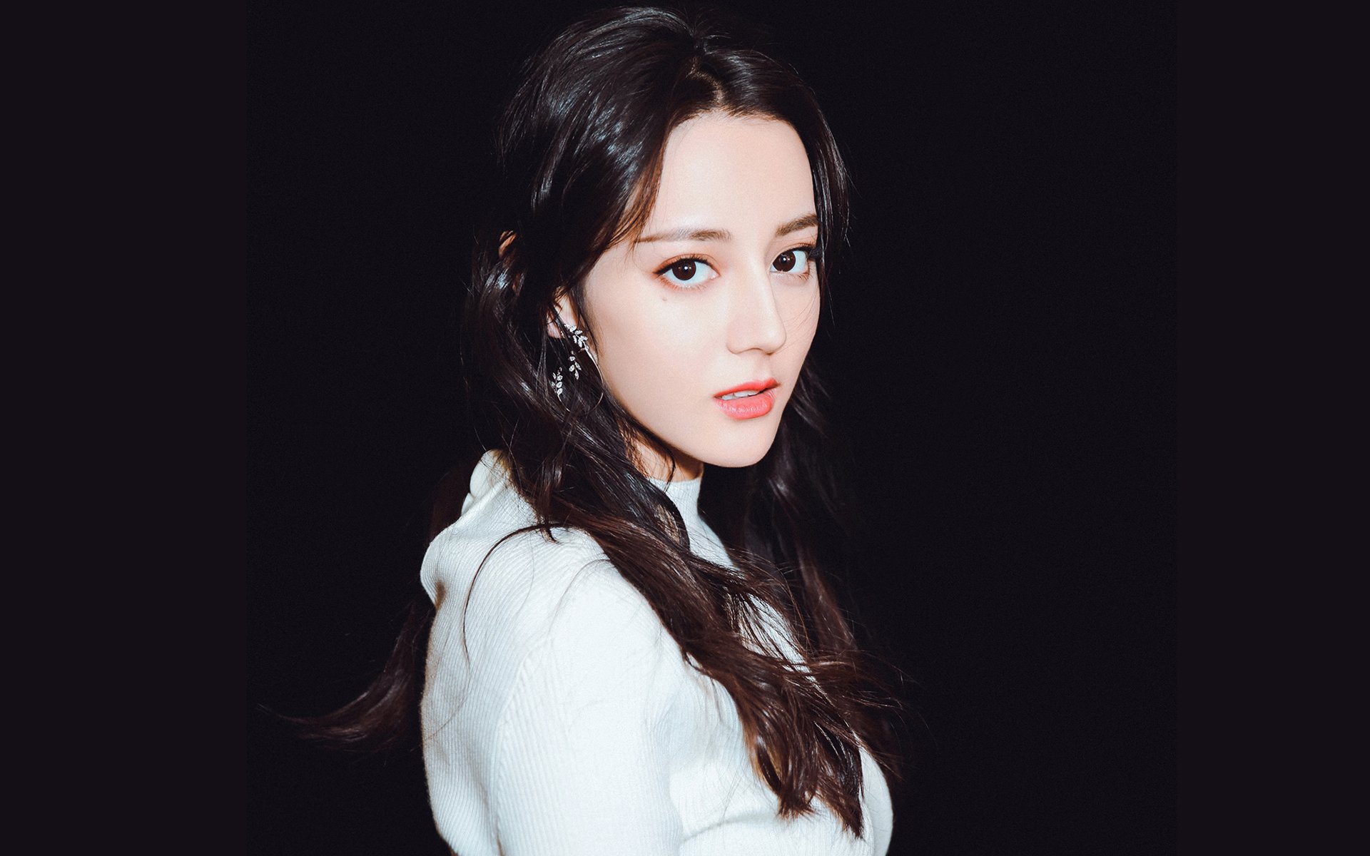 九游娱乐APP-新赛季球衣设计融合传统文化元素提升视觉传播影响力，2021赛季球衣有芯片吗